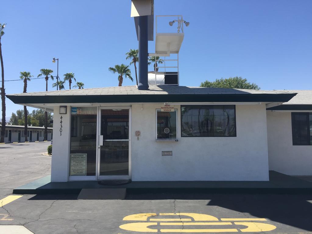 Indio Holiday Motel Eksteriør billede