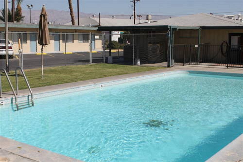 Indio Holiday Motel Eksteriør billede
